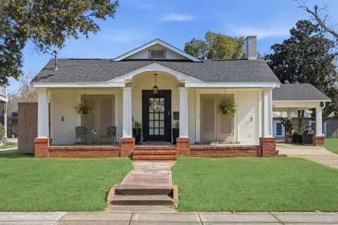 $295,500 | 1305 Kirkman Street, Lake Charles, LA 70601