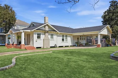 $295,500 | 1305 Kirkman Street, Lake Charles, LA 70601