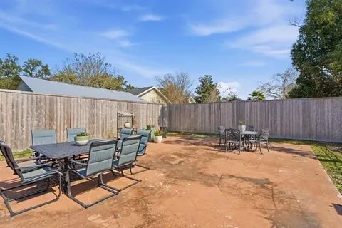 $295,500 | 1305 Kirkman Street, Lake Charles, LA 70601