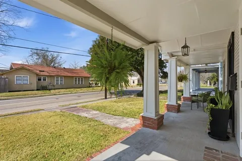 $295,500 | 1305 Kirkman Street, Lake Charles, LA 70601