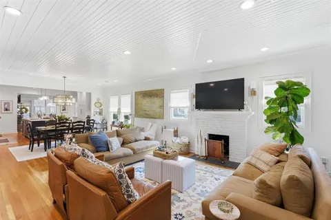 $295,500 | 1305 Kirkman Street, Lake Charles, LA 70601