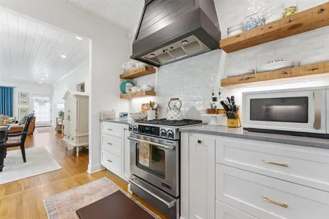 $295,500 | 1305 Kirkman Street, Lake Charles, LA 70601