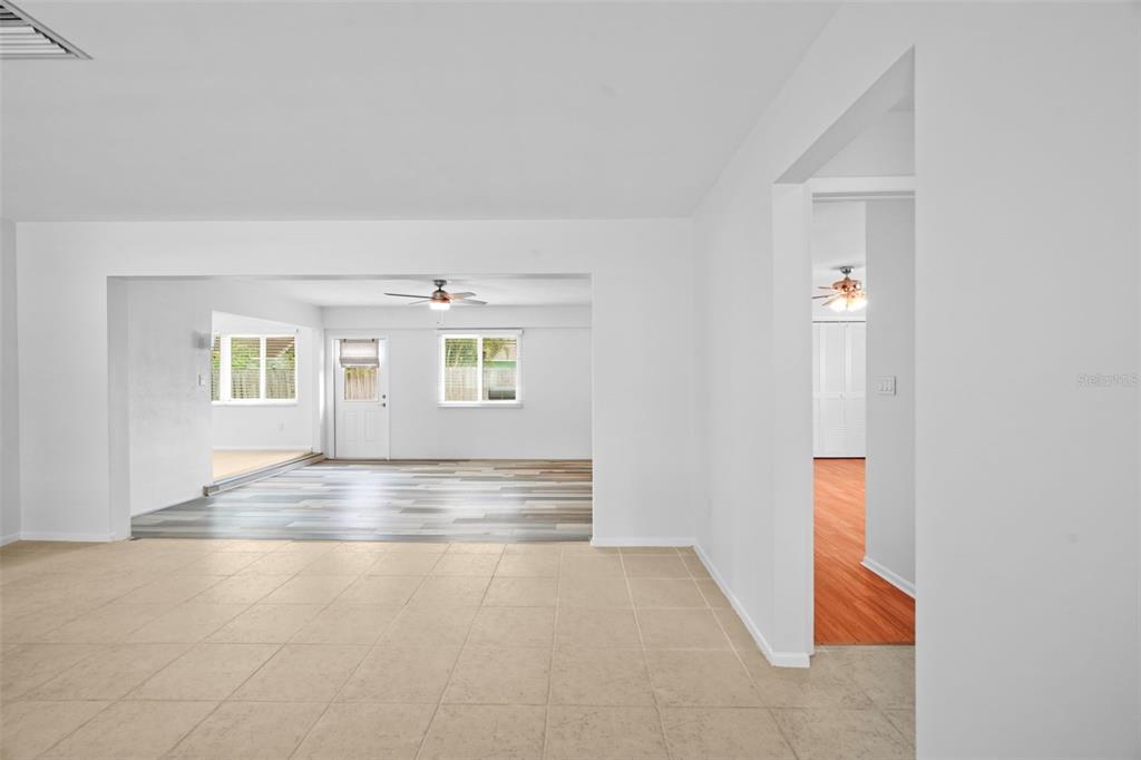 2169 Pine Ridge Drive Clearwater, FL 33763 - Photo 12 of 51