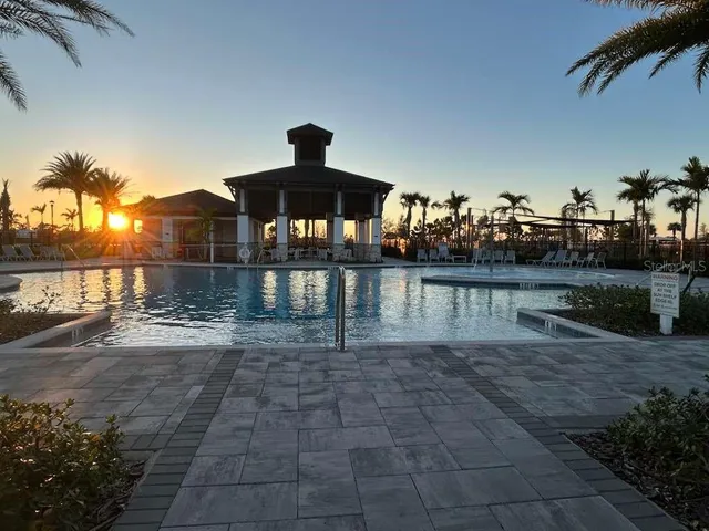 a view of outdoor space