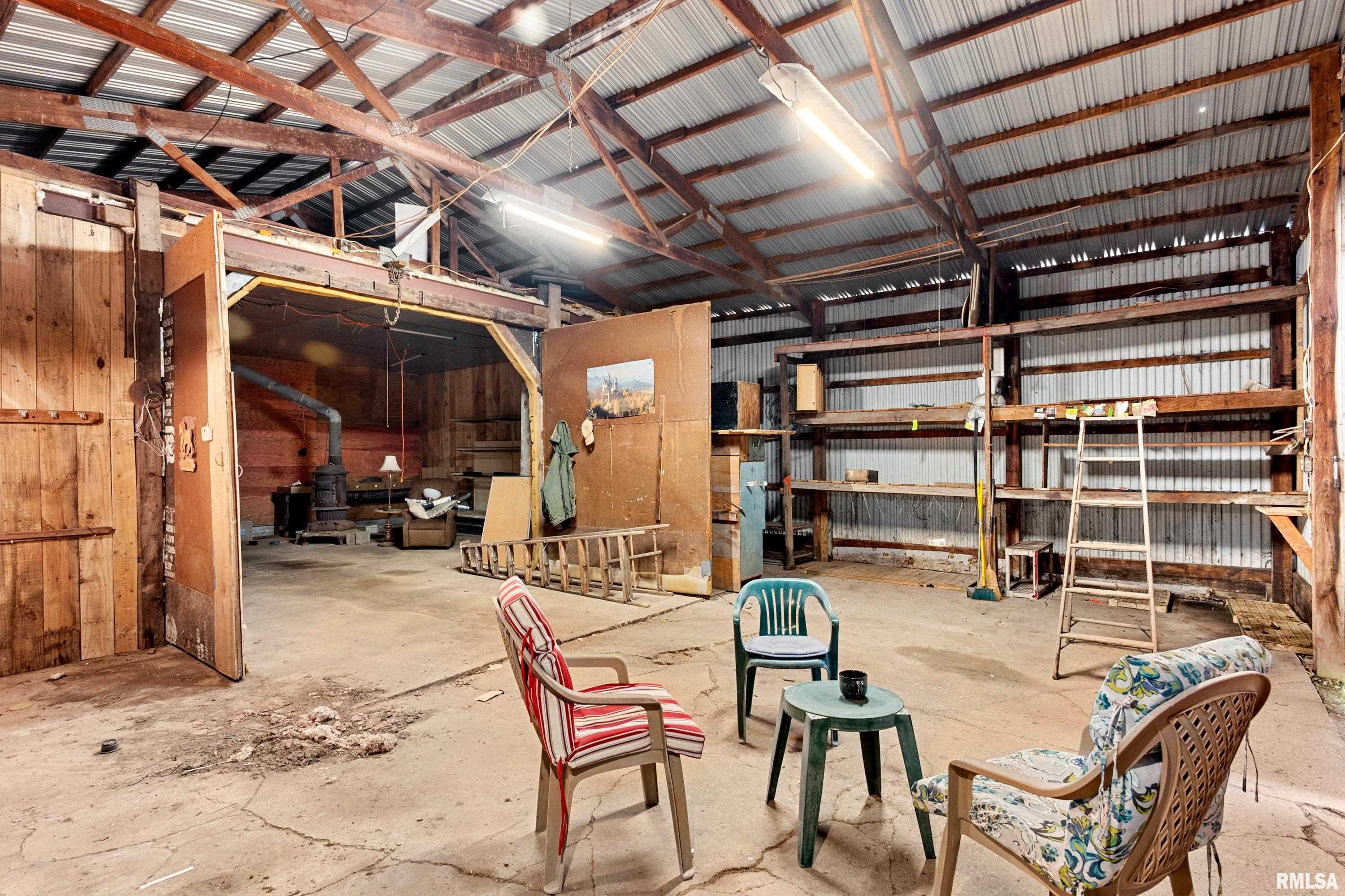 7021 South Clauson Road Glasford, IL 61533 - Photo 13 of 34