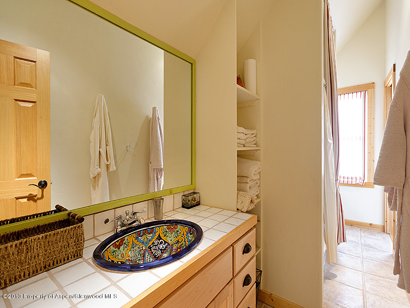 200 Ridge Road Basalt, CO 81621 - Photo 12 of 25 200Ridge_WEB12