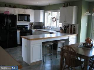 1628 Fairfield Road Yardley, PA 19067 - Photo 3 of 6 Gallery Image 3