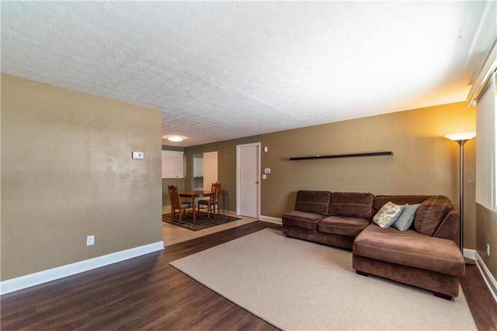 4333 Kitridge Road Dayton, OH 45424 - Photo 2 of 28