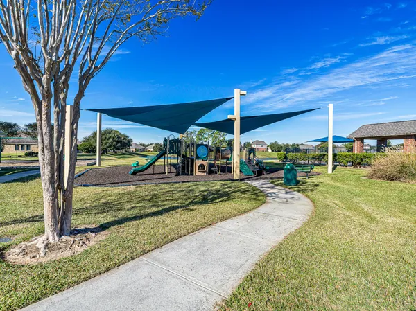 $3,000 | 14106 Pinebrook Thistle Court, Cypress, TX 77429