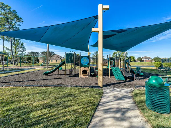 $3,000 | 14106 Pinebrook Thistle Court, Cypress, TX 77429