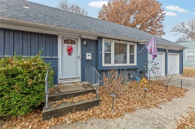 $425,000 | 8428 Beverly Drive, Overland Park, KS 66207