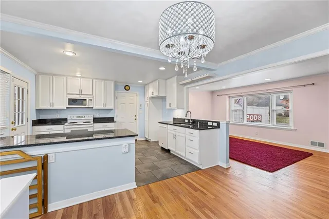 $425,000 | 8428 Beverly Drive, Overland Park, KS 66207