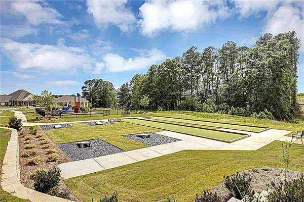 $2,250 | 24 Rowlett Place, Winder, GA 30680