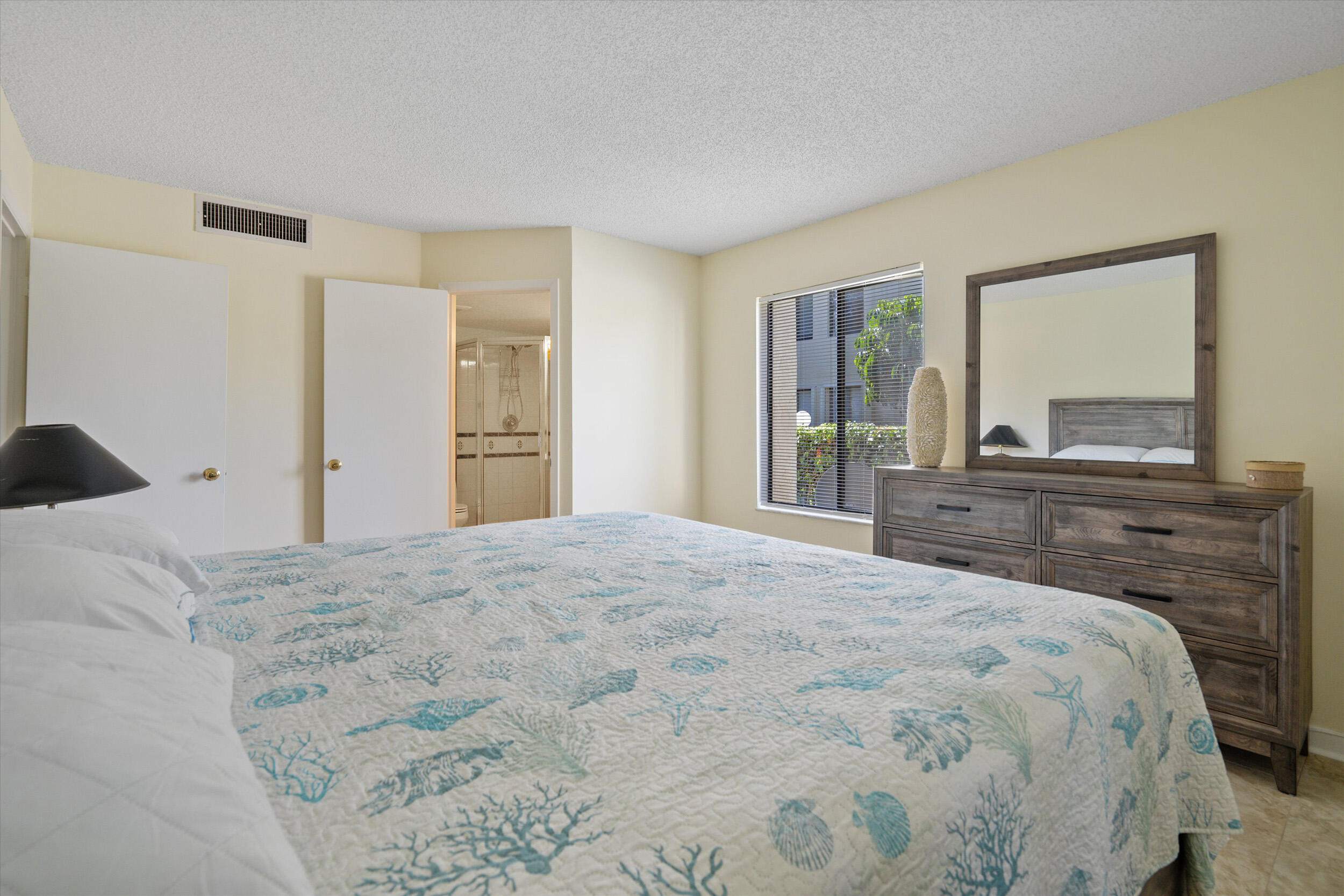 150 Pineview Road, Unit K3 Jupiter, FL 33469 - Photo 10 of 20 Primary Bedroom