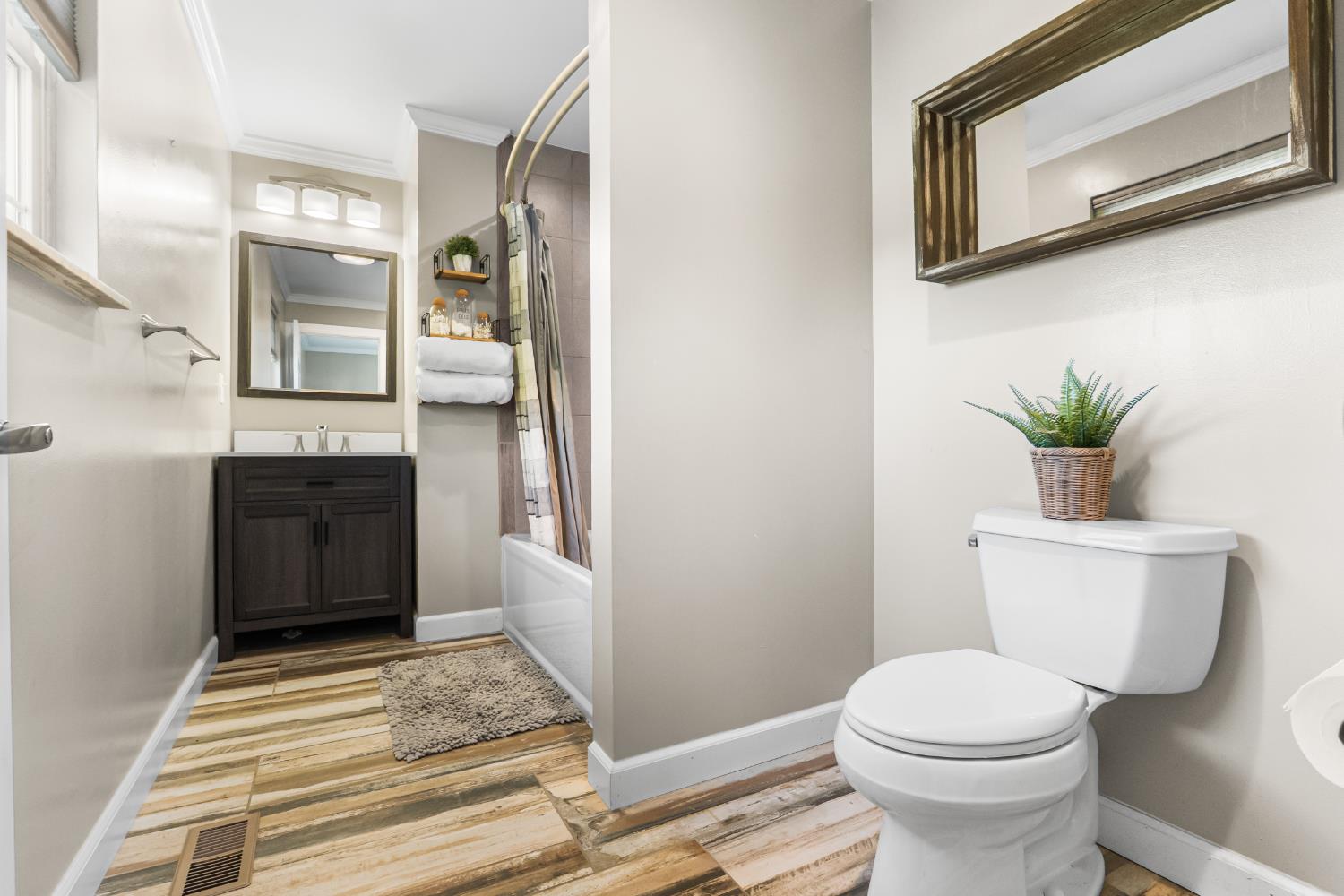12388 Longbranch Road Moores Hill, IN 47032 - Photo 18 of 47 Primary Ensuite