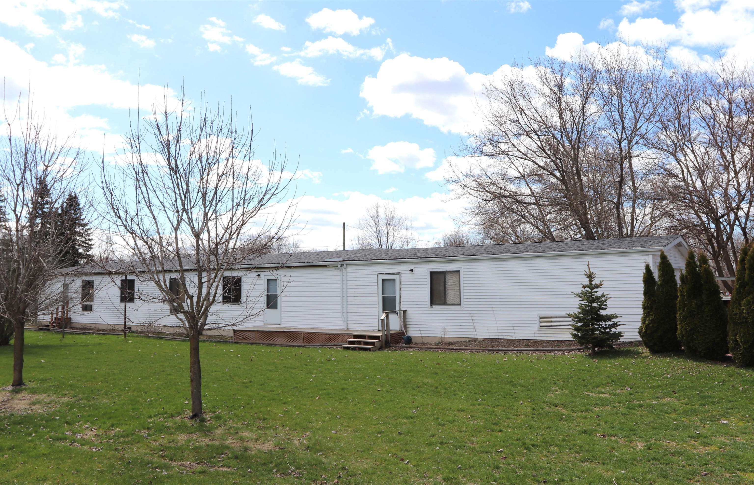 6581 North Pingree Road Elwell, MI 48832 - Photo 38 of 50