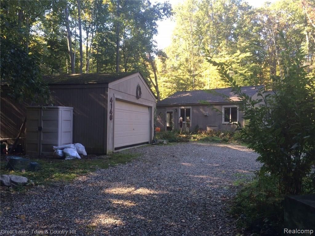 4146 Lum Road Attica, MI 48412 - Photo 5 of 18 IMG_1092.JPG
