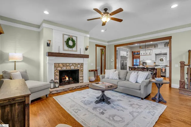 $660,000 | 16 Verona Circle, Simpsonville, SC 29681