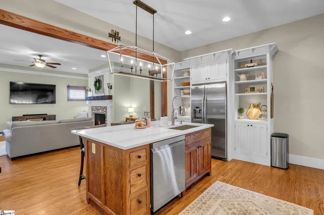 $660,000 | 16 Verona Circle, Simpsonville, SC 29681