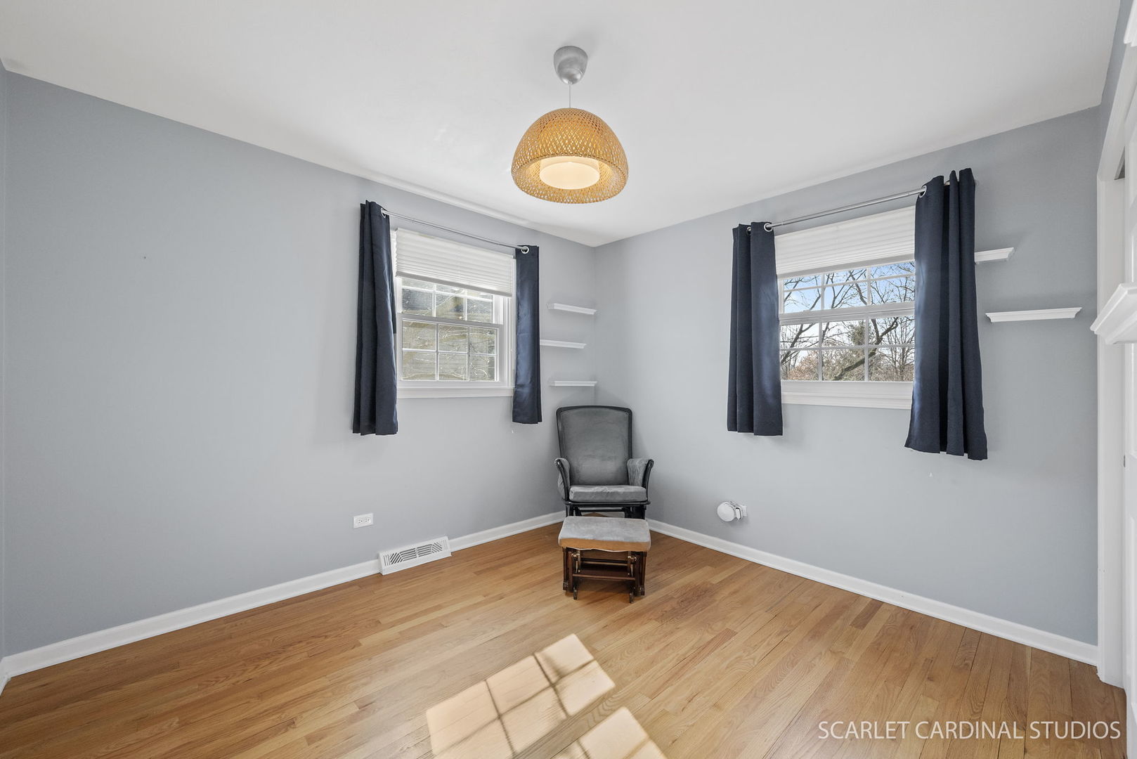 2S560 Seneca Drive Wheaton, IL 60189 - Photo 18 of 33 a workspace with wooden floor and a window