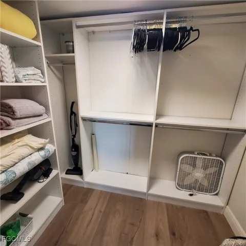 $1,600 | 828 Victoria Drive, Unit B14, Cape Coral, FL 33904