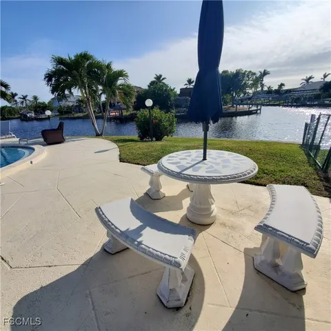 $1,600 | 828 Victoria Drive, Unit B14, Cape Coral, FL 33904