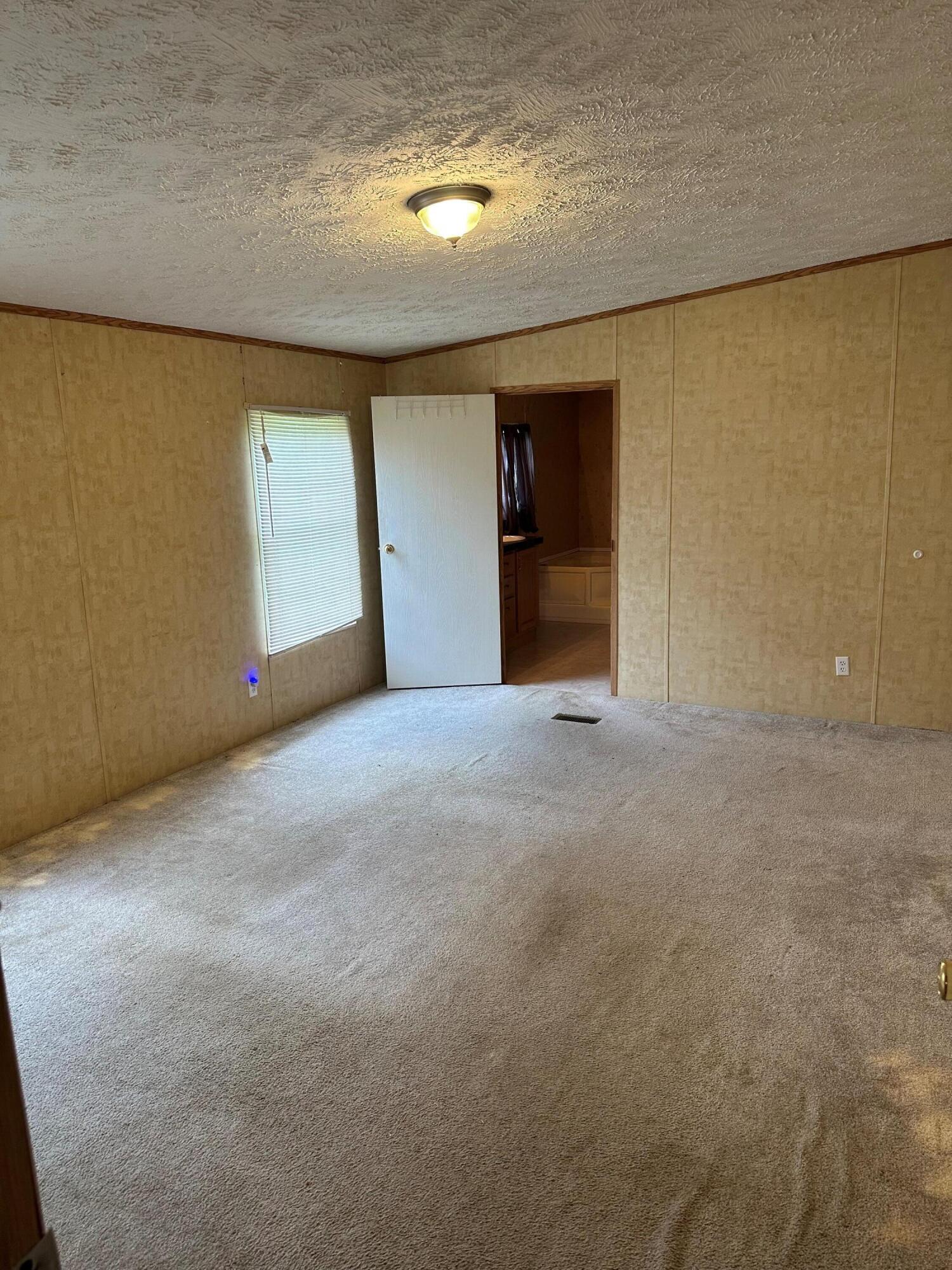 185 Fred Barnett Road Corbin, KY 40701 - Photo 14 of 21 master bedroom