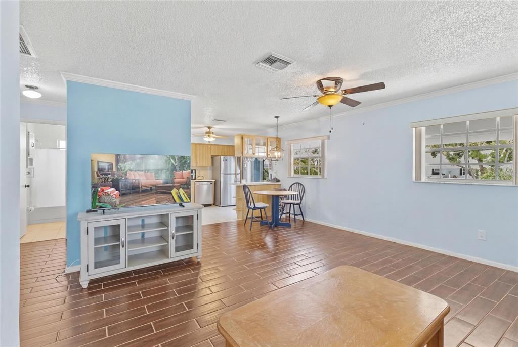 6643 Kelsey Lane, Unit 4B New Port Richey, FL 34653 - Photo 11 of 47