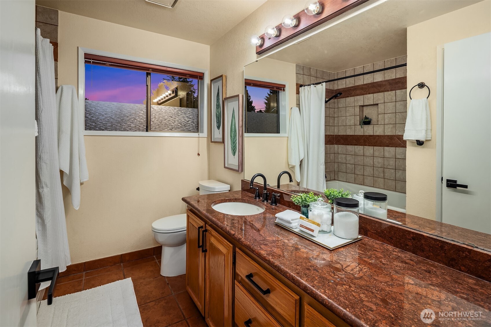 7407 180th Street Southwest Edmonds, WA 98026 - Photo 14 of 36