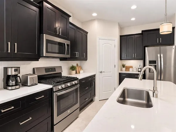 $589,000 | 12335 Whisper Lake Drive, Bradenton, FL 34211