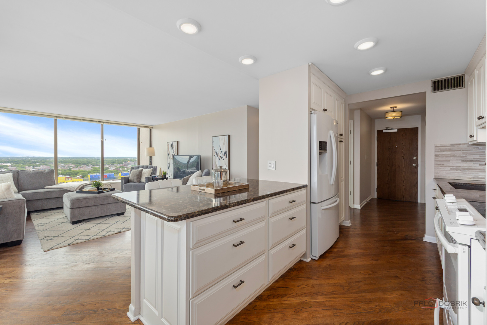 5455 North Sheridan Road, Unit 2612 Chicago, IL 60640 - Photo 16 of 24