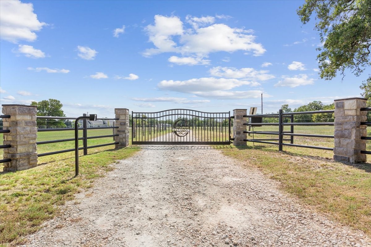 710 Lcr 800 Groesbeck, TX 76642 - Photo 3 of 47 a view of backyard with wooden fence