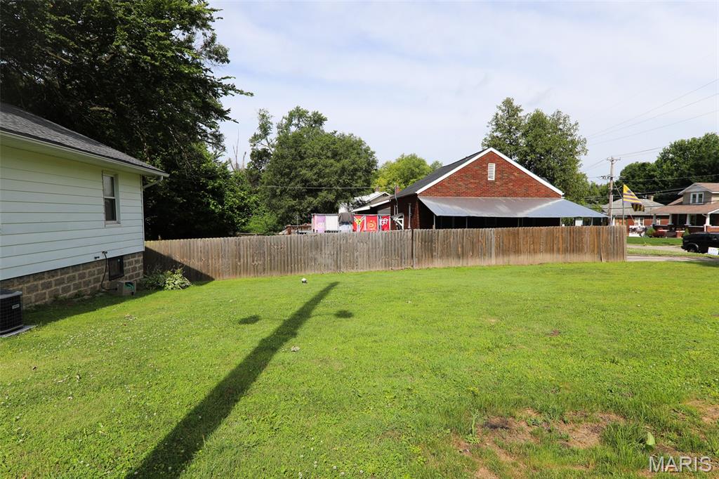 1426 South Rodgers Avenue Alton, IL 62002 - Photo 20 of 23