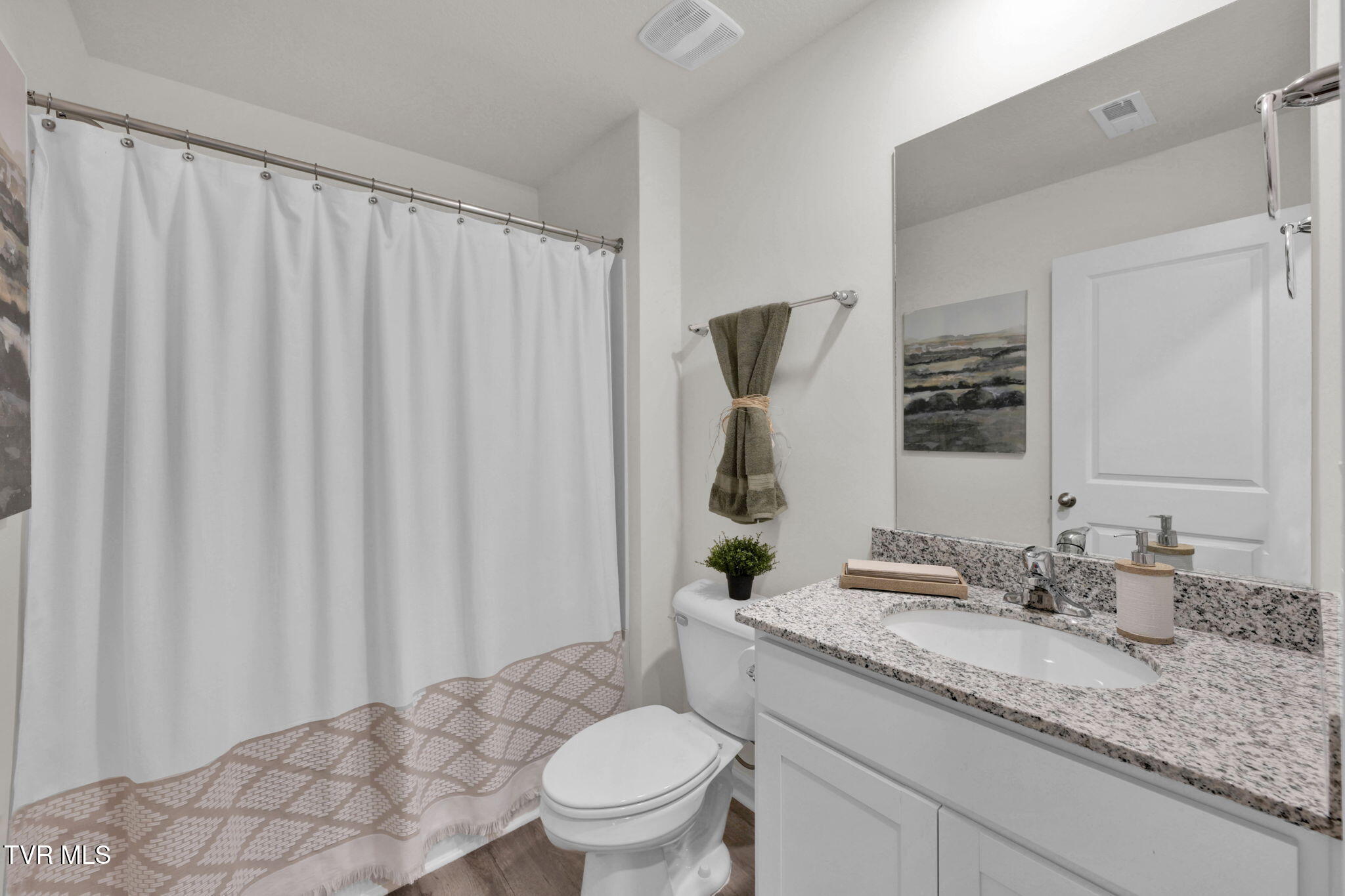 1219 Downing Place Kingsport, TN 37663 - Photo 36 of 38 18-web-or-mls-_DSC6296