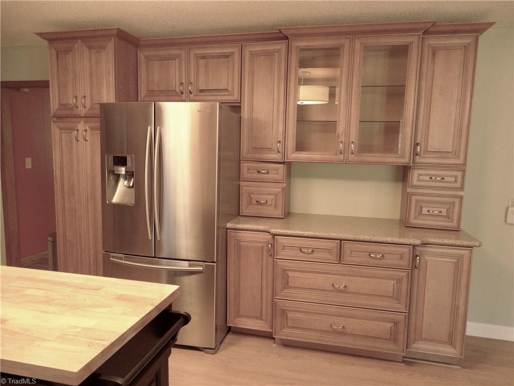 5044 Sitka Road Walkertown, NC 27051 - Photo 4 of 15 Really nice storage for your china in the built in china cabinet!