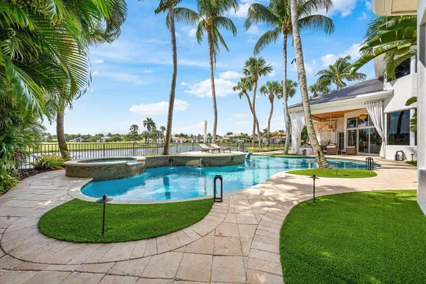 $8,175,000 | 686 Hermitage Circle, Palm Beach Gardens, FL 33410