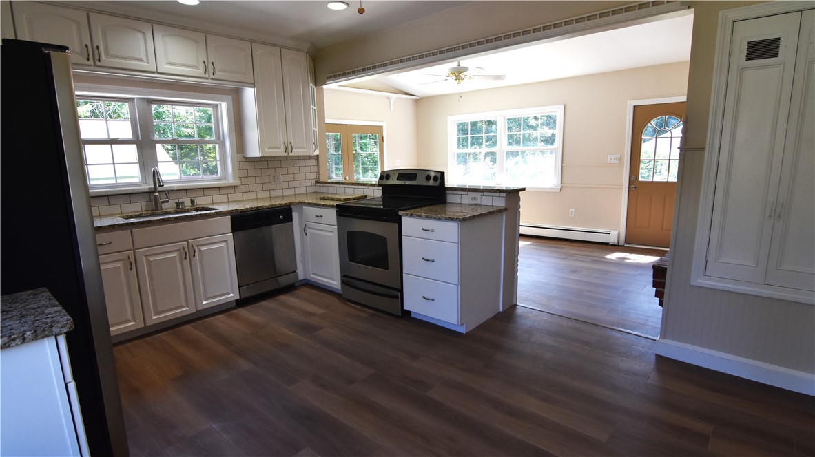 144 Woonsocket Hill Road North Smithfield, RI 02896 - Photo 6 of 23