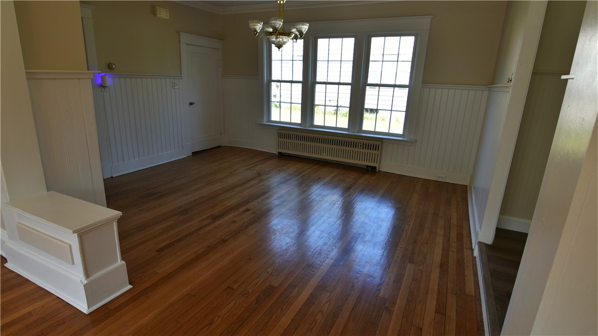144 Woonsocket Hill Road North Smithfield, RI 02896 - Photo 8 of 23 Dinning room