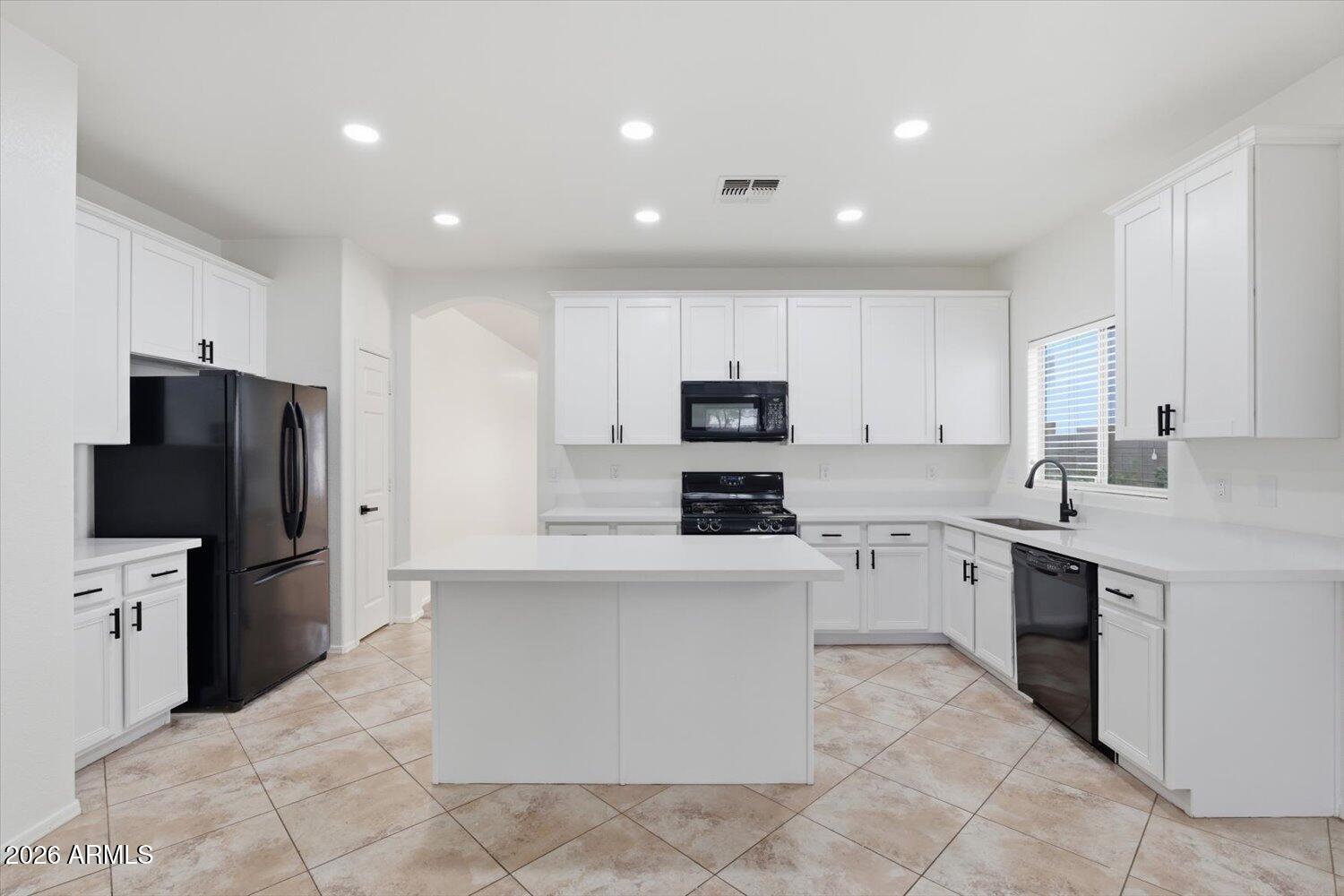 08-03_Kitchen_2