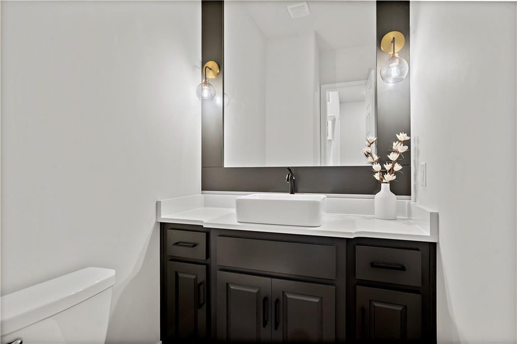 2123 Northwest Killarney Lane Lee's Summit, MO 64081 - Photo 11 of 27