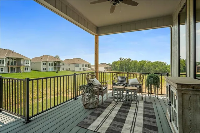 $895,000 | 2123 Northwest Killarney Lane, Lee's Summit, MO 64081