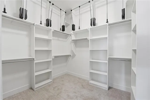 $895,000 | 2123 Northwest Killarney Lane, Lee's Summit, MO 64081