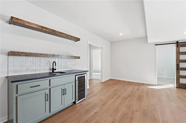 $895,000 | 2123 Northwest Killarney Lane, Lee's Summit, MO 64081