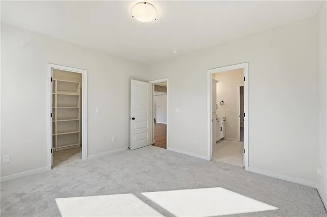 $895,000 | 2123 Northwest Killarney Lane, Lee's Summit, MO 64081