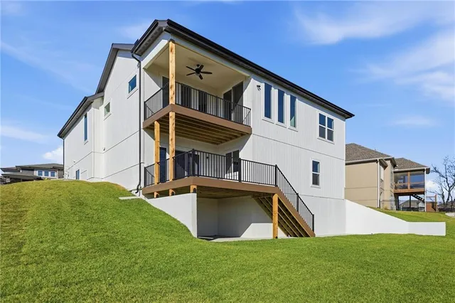 $895,000 | 2123 Northwest Killarney Lane, Lee's Summit, MO 64081