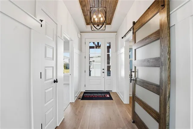 $895,000 | 2123 Northwest Killarney Lane, Lee's Summit, MO 64081