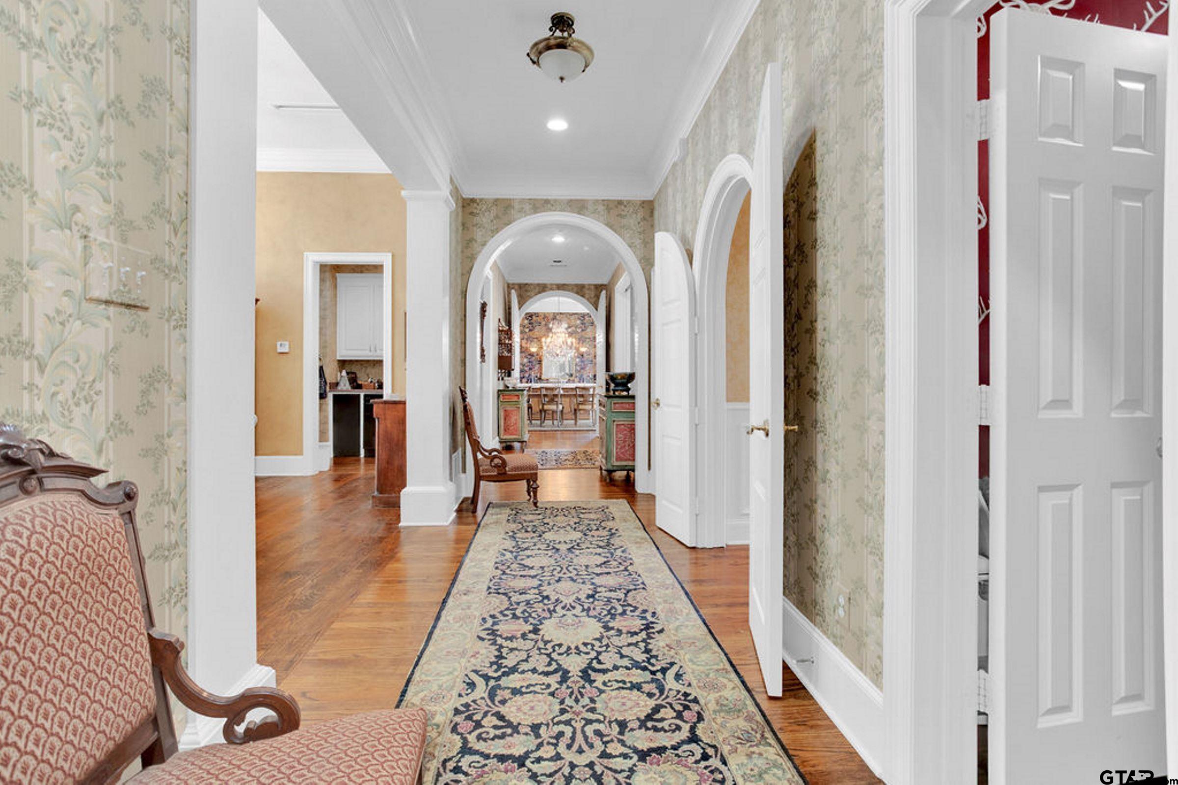 408 East Jolly Street Palestine, TX 75801 - Photo 11 of 48