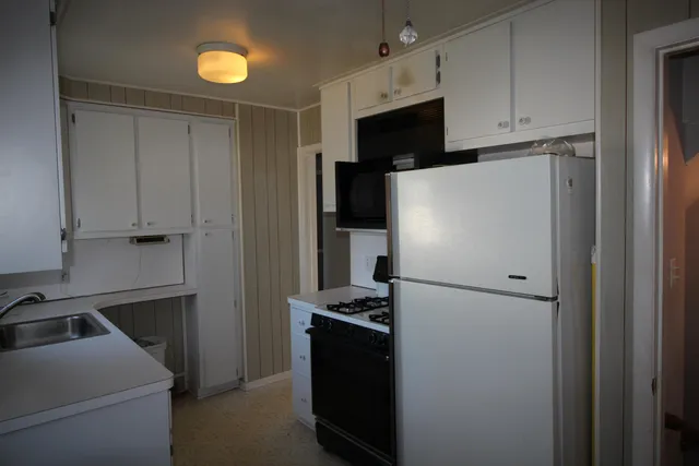 $1,650 | 14383 Mercedes, Redford, MI 48239