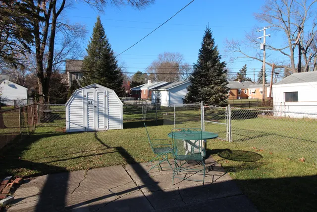 $1,650 | 14383 Mercedes, Redford, MI 48239