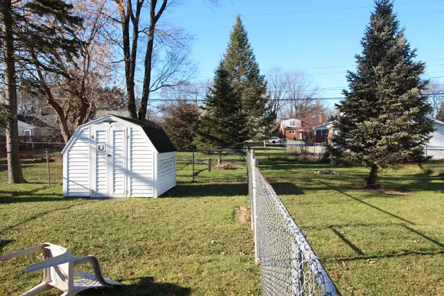 $1,650 | 14383 Mercedes, Redford, MI 48239